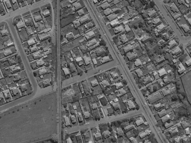 11 Lloyd Street from the air, 1970-1974