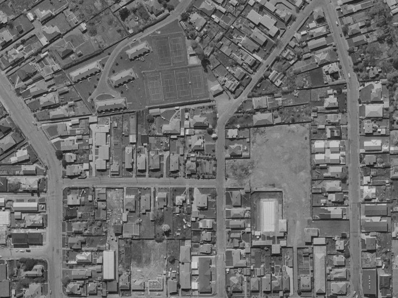 27 Dover Street from the air, 1970-1974