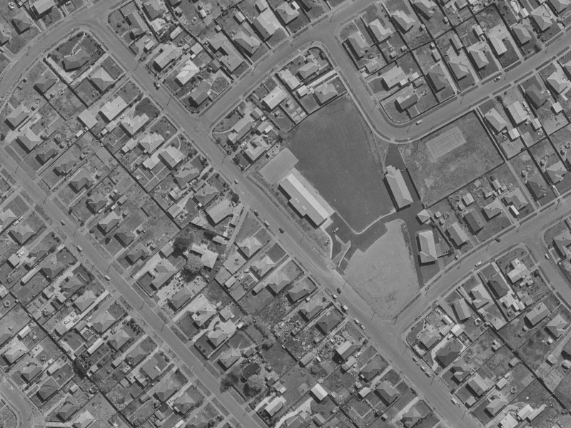 29 Rowan Avenue from the air, 1970-1974