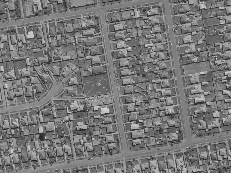 14 Moyna Avenue from the air, 1970-1974