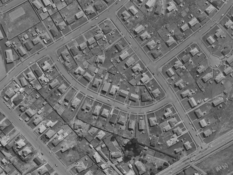 15 Mattingley Street from the air, 1970-1974