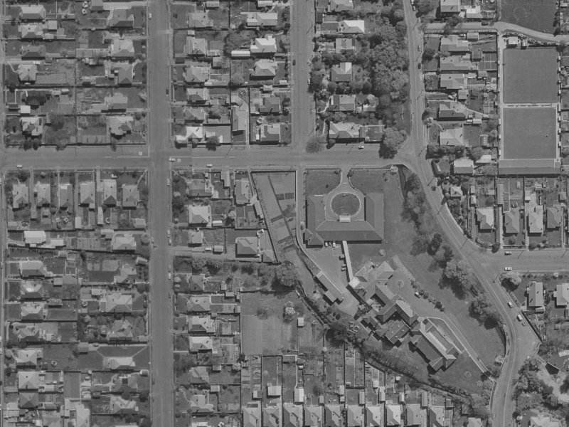 92 Slater Street from the air, 1970-1974