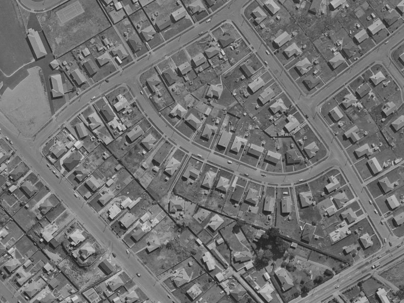 11A Mattingley Street from the air, 1970-1974