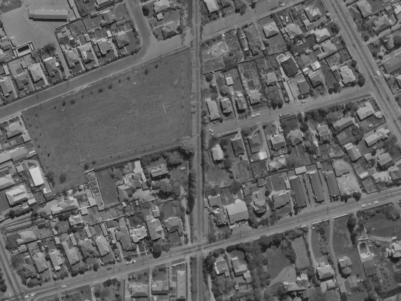 23 Elmwood Road from the air, 1970-1974