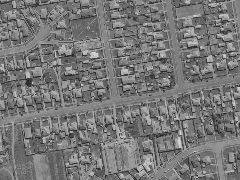 4 Moyna Avenue from the air, 1970-1974