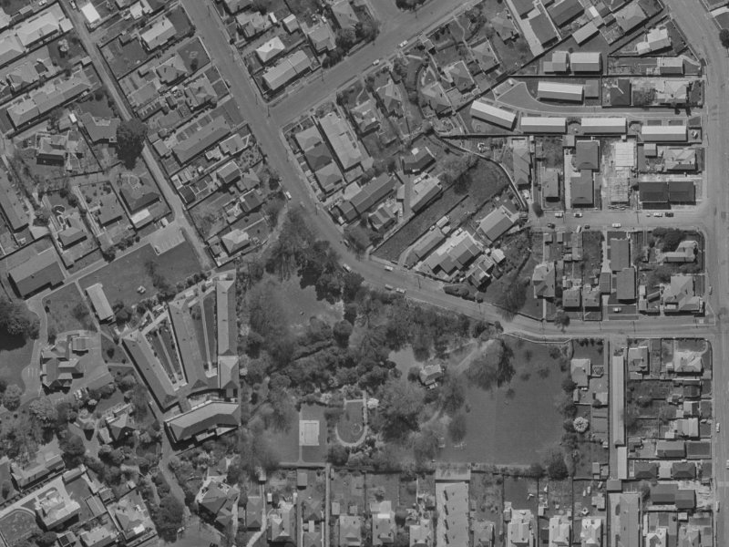 44 Abberley Crescent from the air, 1970-1974