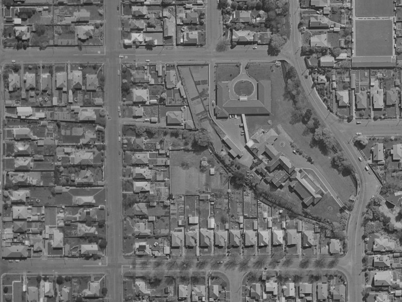 110 Hills Road from the air, 1970-1974
