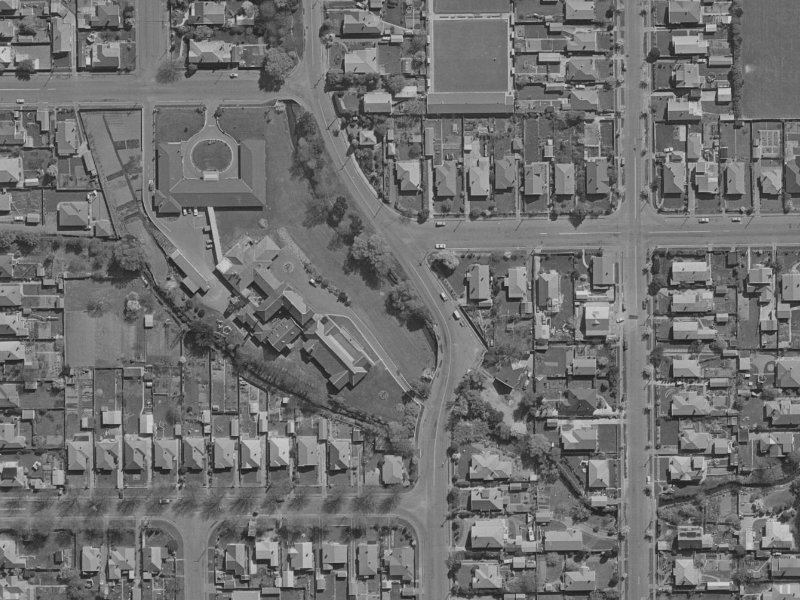 73R Stapletons Road from the air, 1970-1974