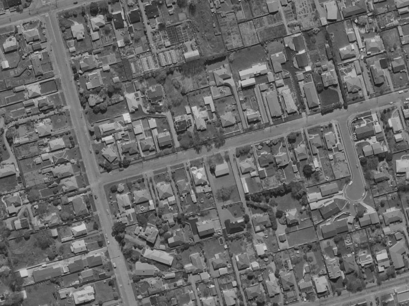 5/15 Plynlimon Road from the air, 1970-1974