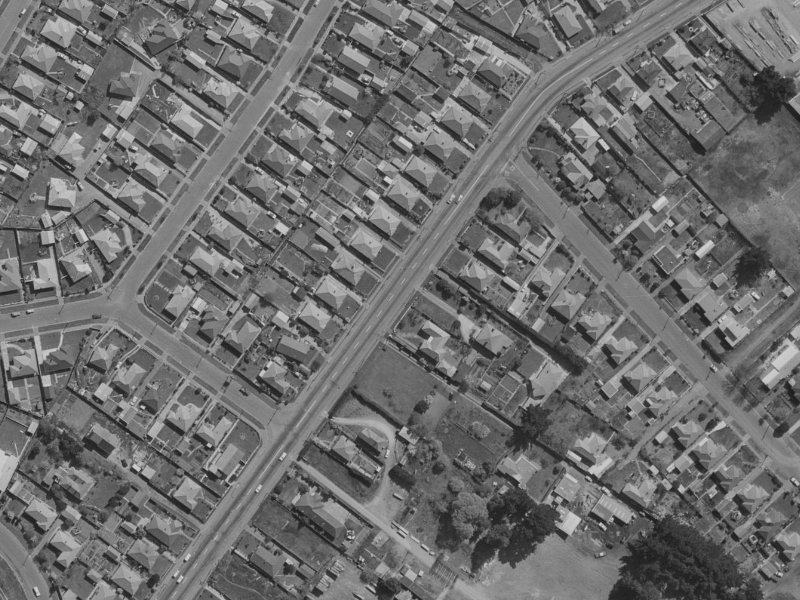 142B Wainoni Road from the air, 1970-1974