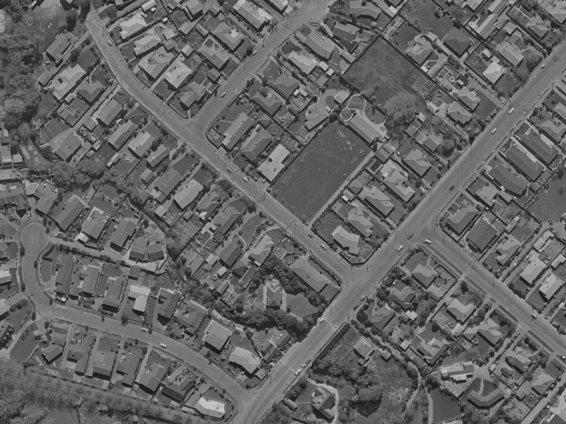 7A Ryeland Avenue from the air, 1970-1974