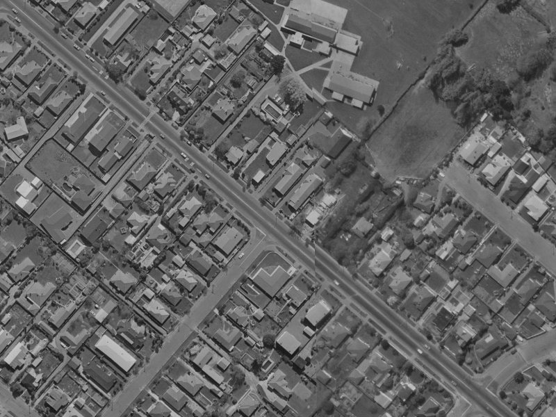 78A Memorial Avenue from the air, 1970-1974