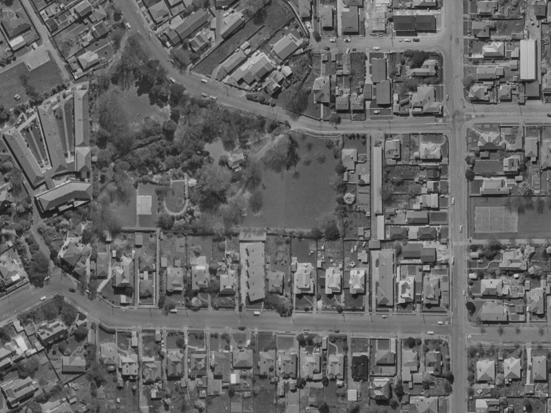 55 Ranfurly Street from the air, 1970-1974