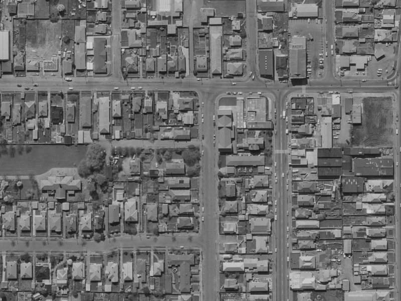 139 Caledonian Road from the air, 1970-1974