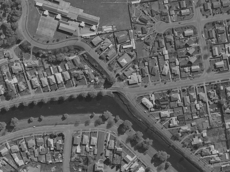 409-411 River Road from the air, 1970-1974
