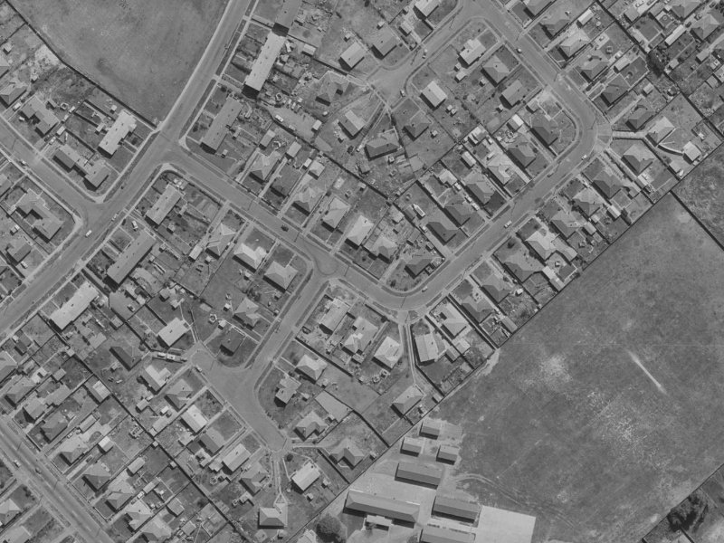44 Lyndhurst Crescent from the air, 1970-1974