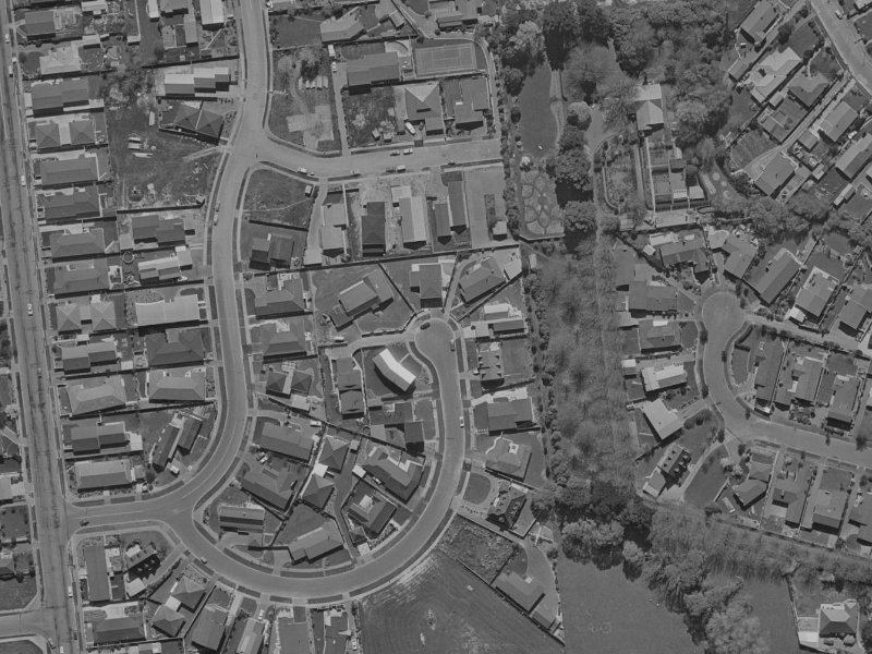 28 Gothic Place from the air, 1970-1974