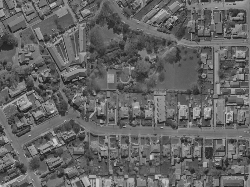 41 Ranfurly Street from the air, 1970-1974