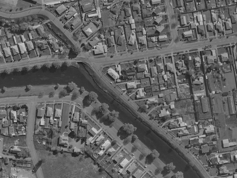 68 Dallington Terrace from the air, 1970-1974