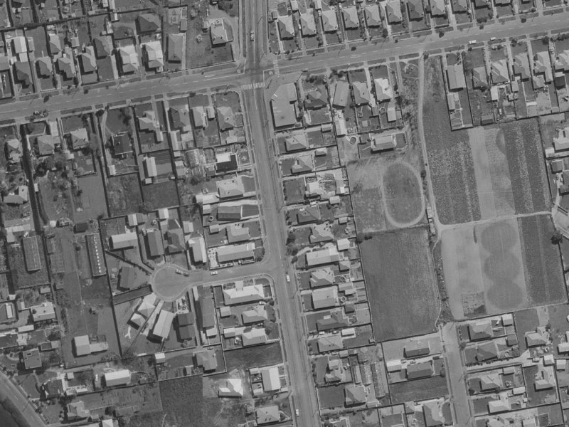 140 Gayhurst Road from the air, 1970-1974