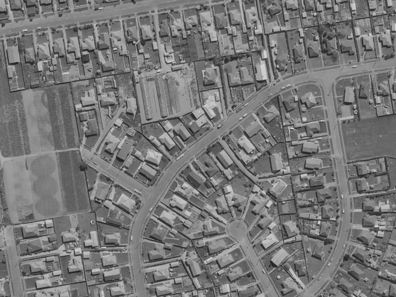 33 Landy Street from the air, 1970-1974