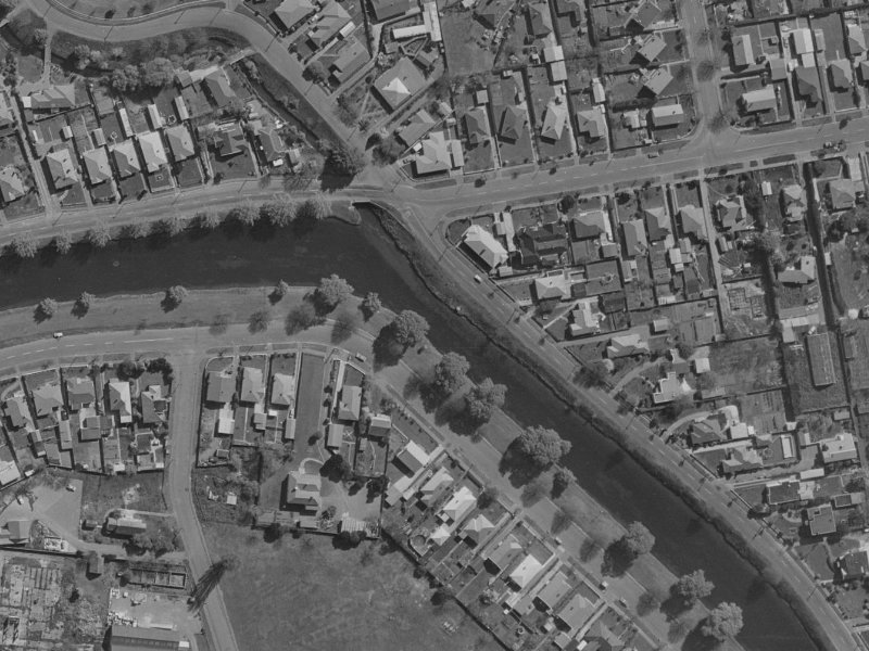 70 Dallington Terrace from the air, 1970-1974