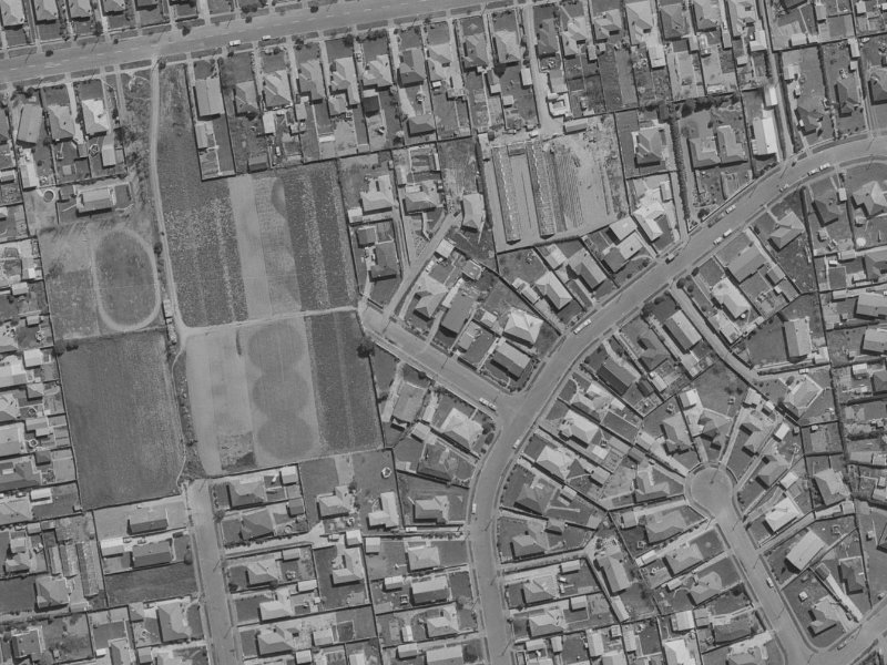 4 Lovelock Street from the air, 1970-1974