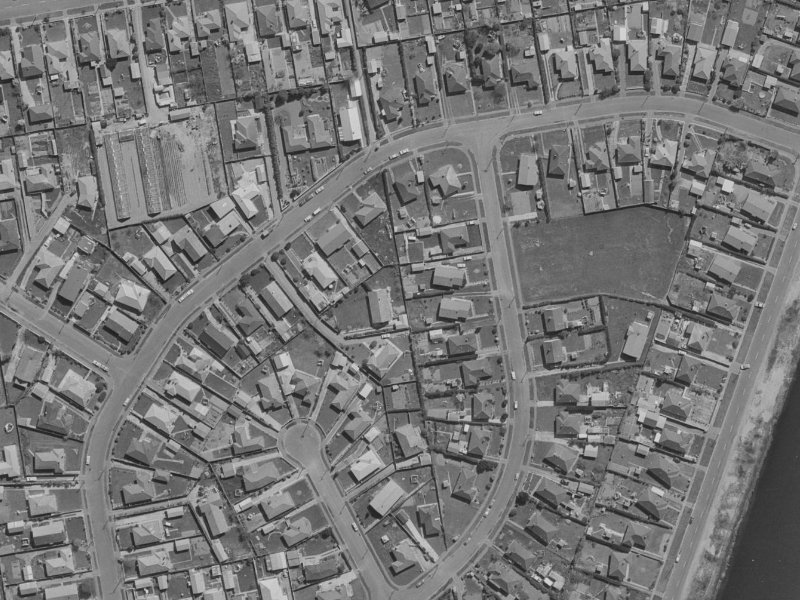 27 Landy Street from the air, 1970-1974