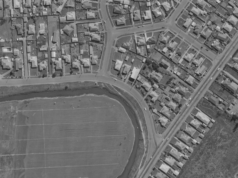910 Avonside Drive from the air, 1970-1974