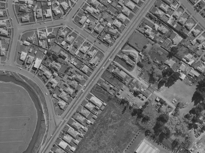 122 Wainoni Road from the air, 1970-1974