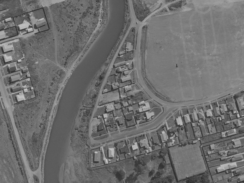 31 Admirals Way from the air, 1970-1974