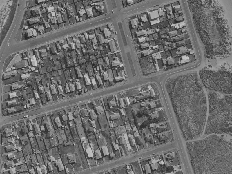 28 Shackleton Street from the air, 1970-1974
