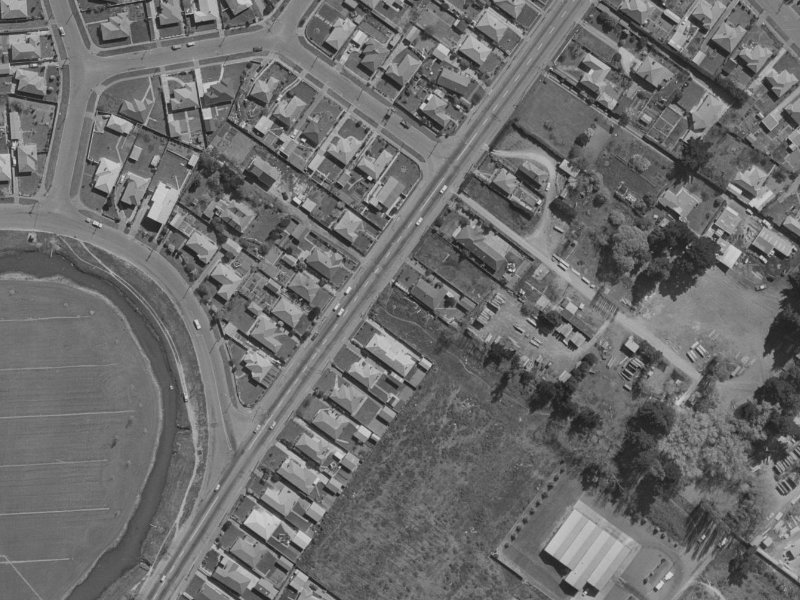 120B Wainoni Road from the air, 1970-1974