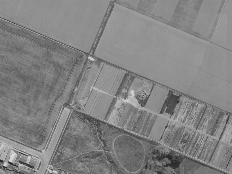 6 Thoresby Mews from the air, 1970-1974