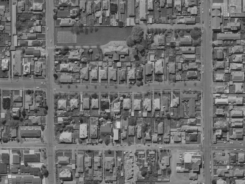 98 Ranfurly Street from the air, 1970-1974
