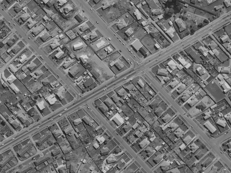 440 Pages Road from the air, 1970-1974