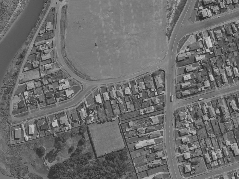 17 Admirals Way from the air, 1970-1974