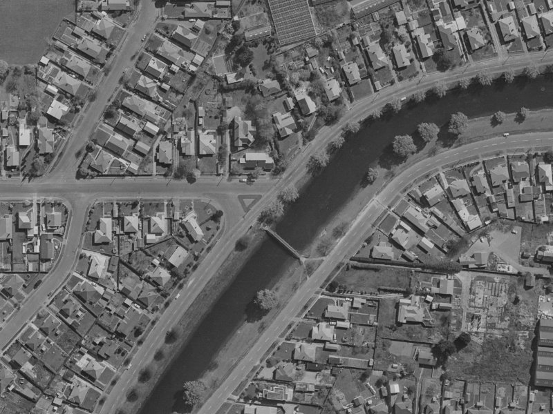 359-361 River Road from the air, 1970-1974