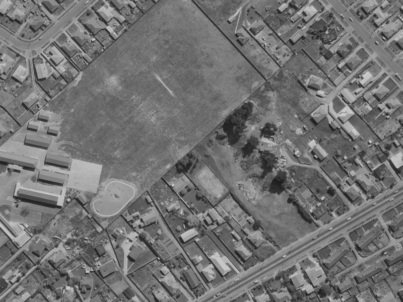 9 Fir Tree Lane from the air, 1970-1974