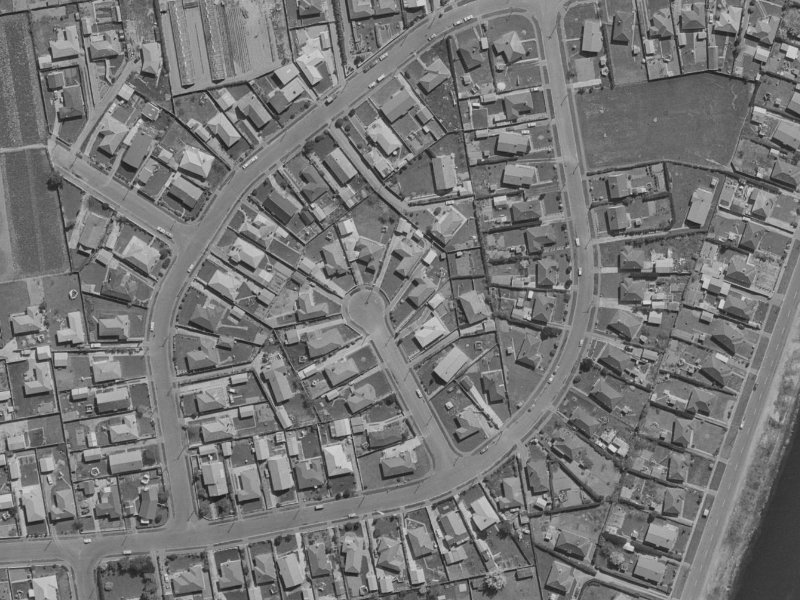 10 Porritt Place from the air, 1970-1974