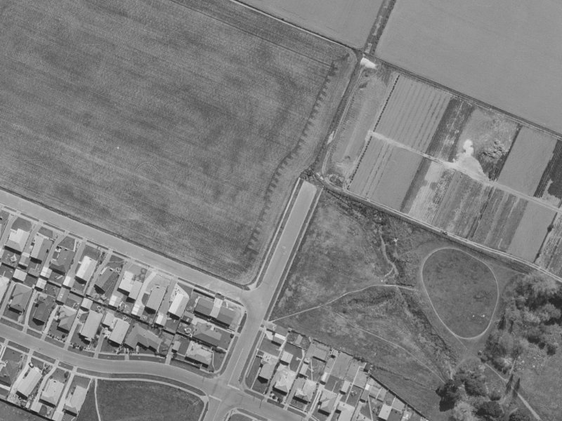15 Apsley Drive from the air, 1970-1974