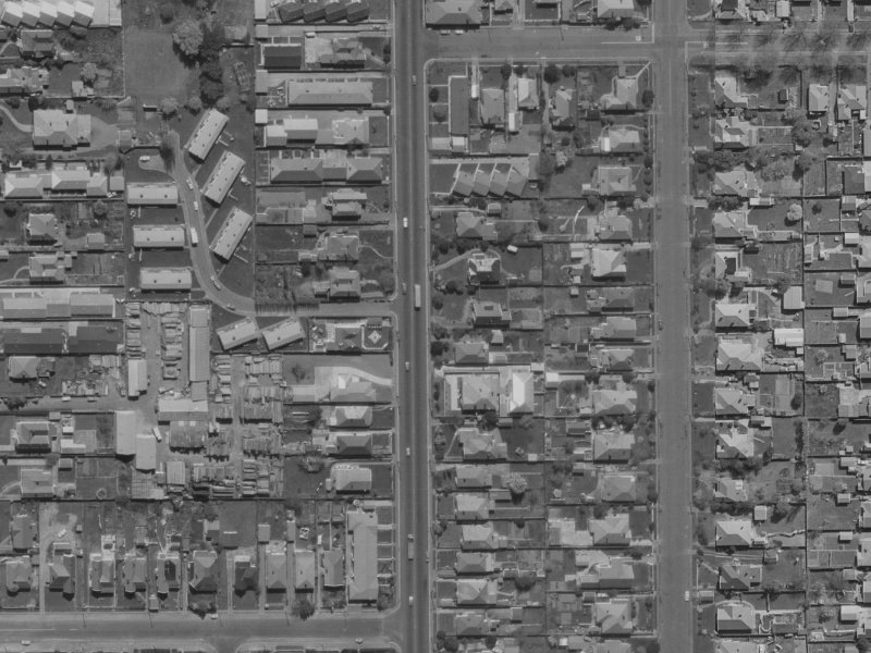 62 Hills Road from the air, 1970-1974