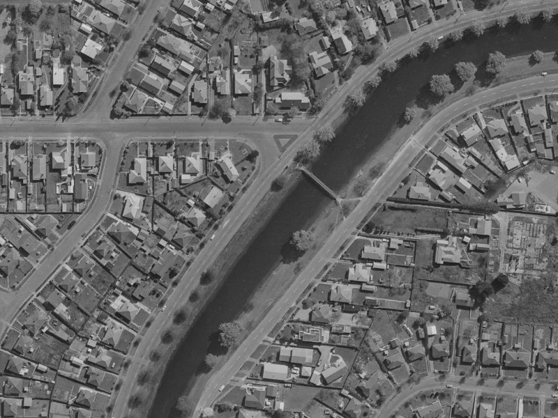 343–357 River Road from the air, 1970-1974