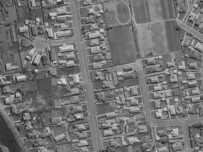 114 Gayhurst Road from the air, 1970-1974