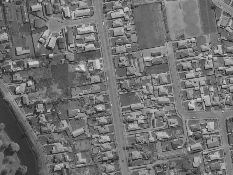 93 Gayhurst Road from the air, 1970-1974