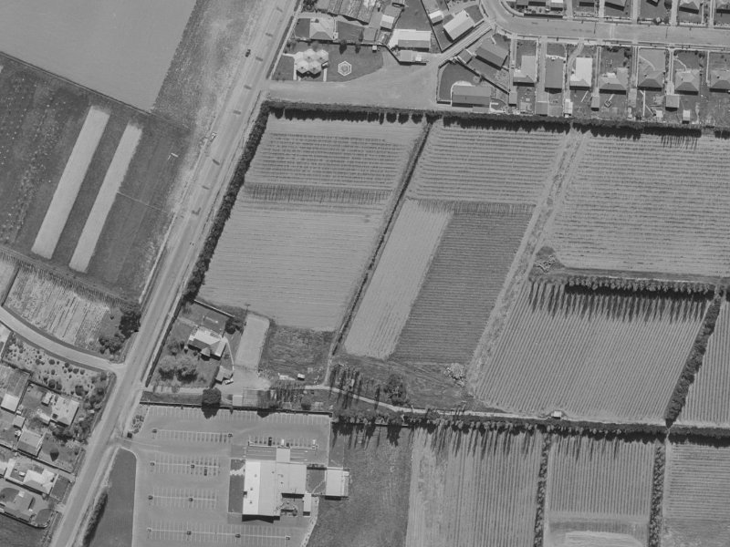 3 Derenzy Place from the air, 1970-1974
