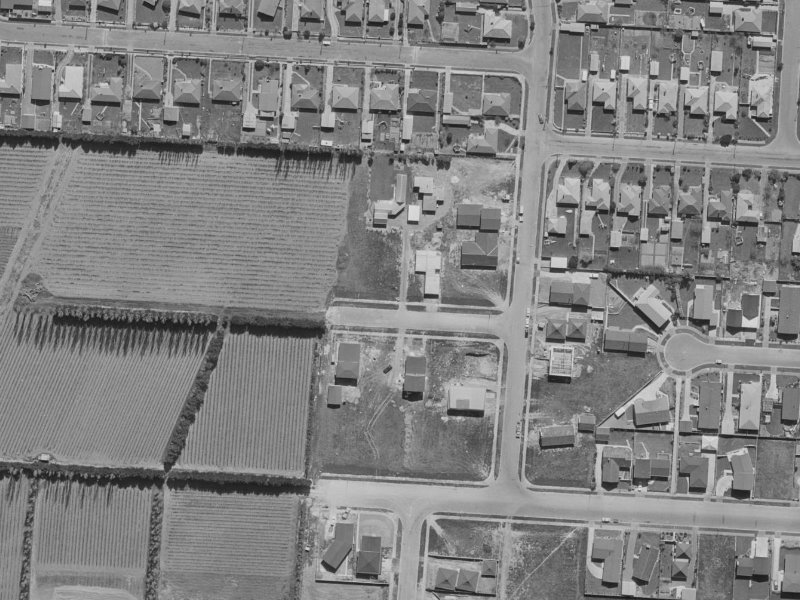 8 Hawkswood Place from the air, 1970-1974