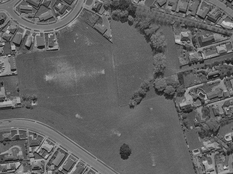 22 Swanleigh Place from the air, 1970-1974