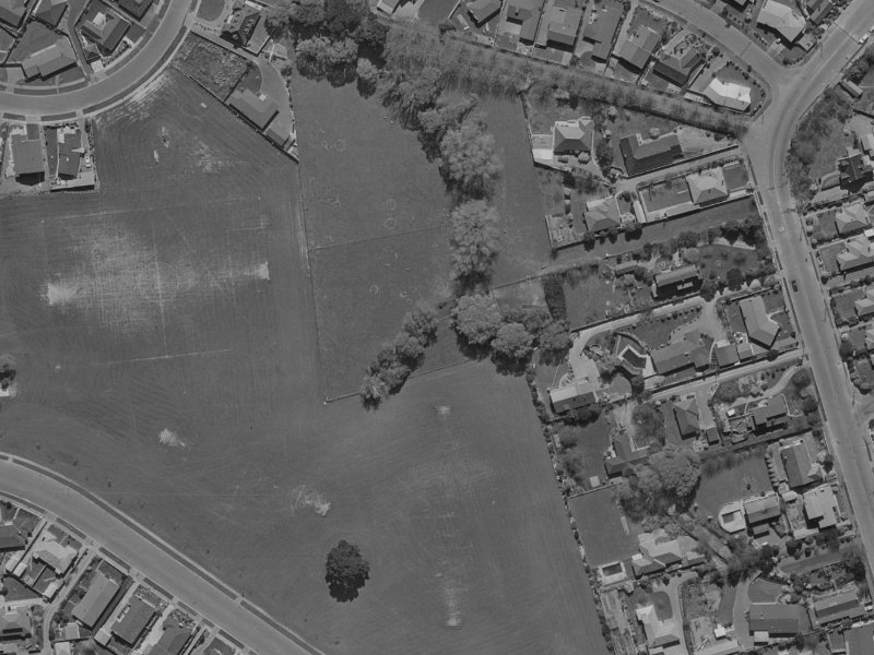 19F Swanleigh Place from the air, 1970-1974