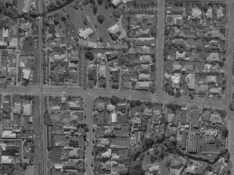 20 Wroxton Terrace from the air, 1970-1974